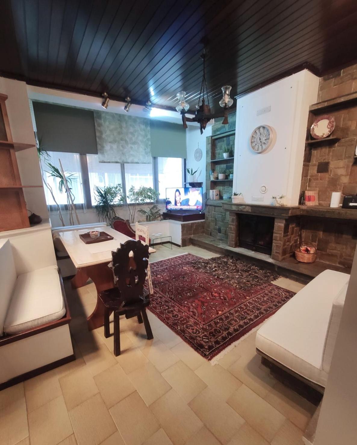 Apartament Johnny'S Loft Agrinio Zewnętrze zdjęcie